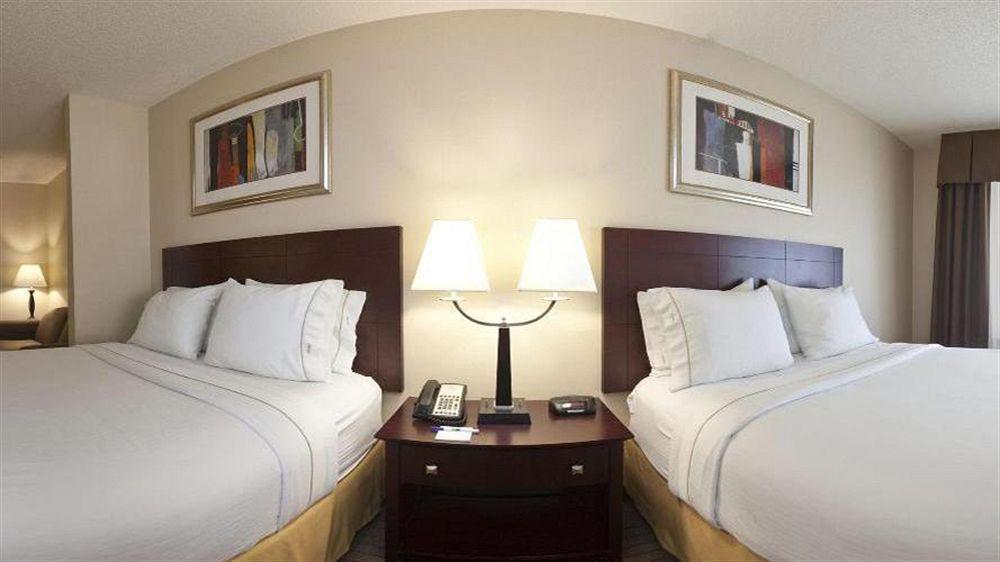Holiday Inn Express Hotel & Suites Minot South By Ihg Exteriér fotografie