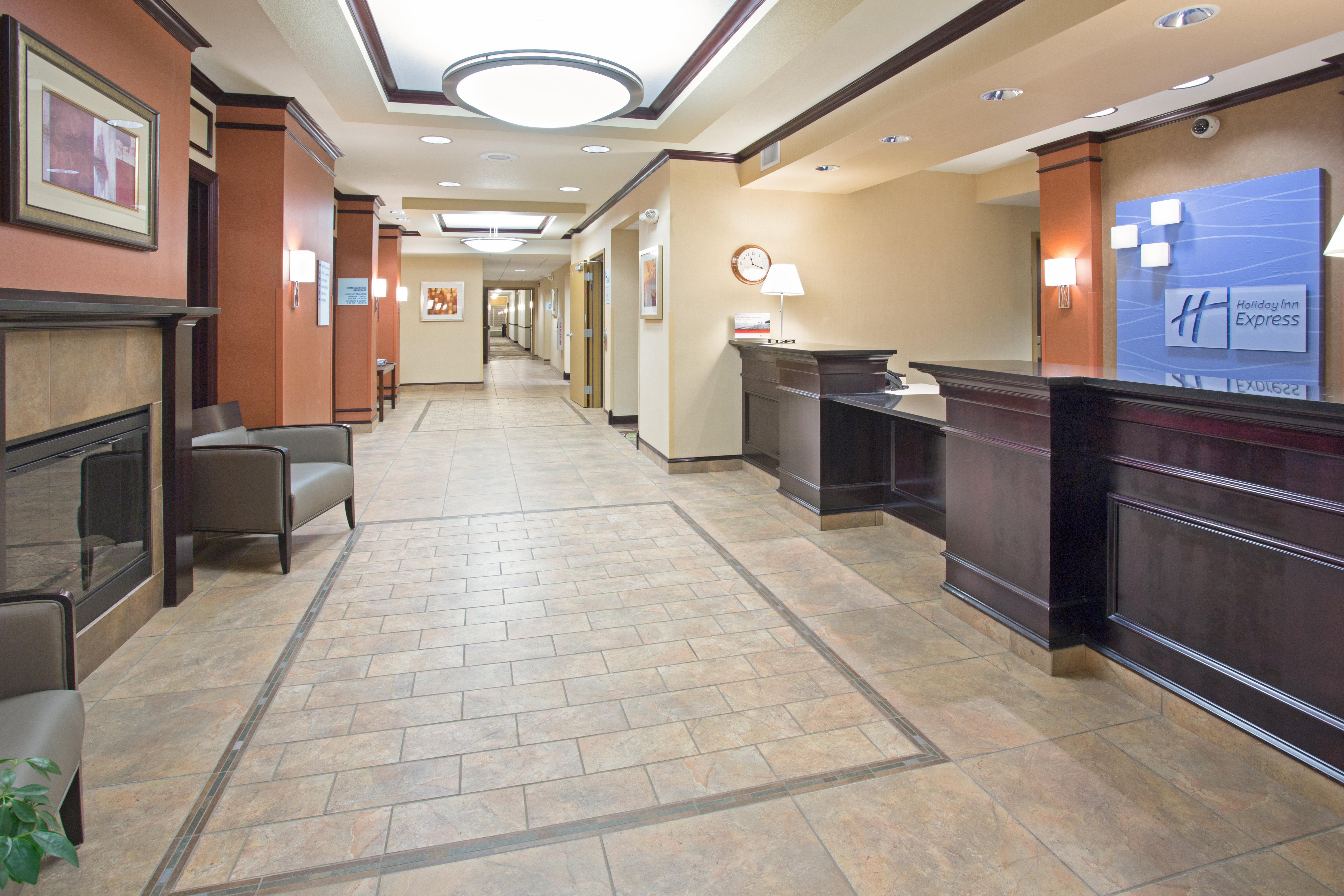 Holiday Inn Express Hotel & Suites Minot South By Ihg Exteriér fotografie