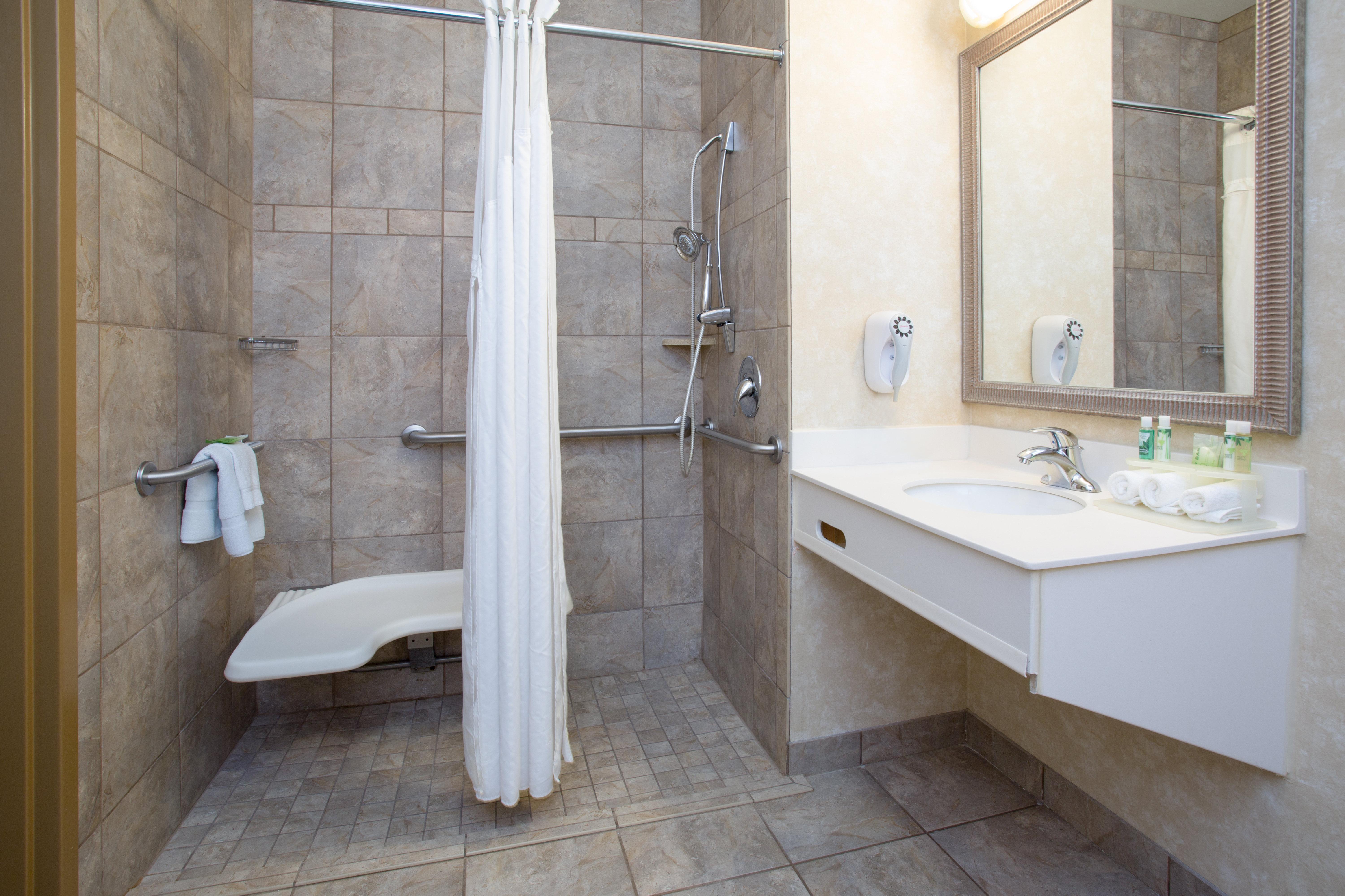 Holiday Inn Express Hotel & Suites Minot South By Ihg Exteriér fotografie